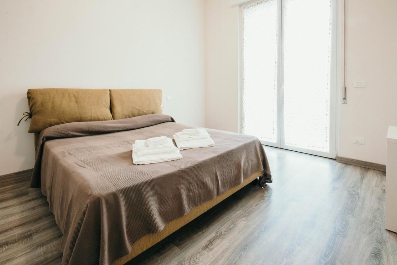 Al 13 - Lakeside Leisure & Business Appartamento *