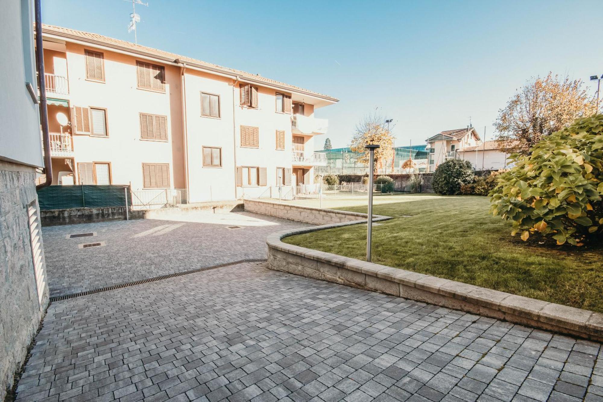 Al 13 - Lakeside Leisure & Business Appartamento *