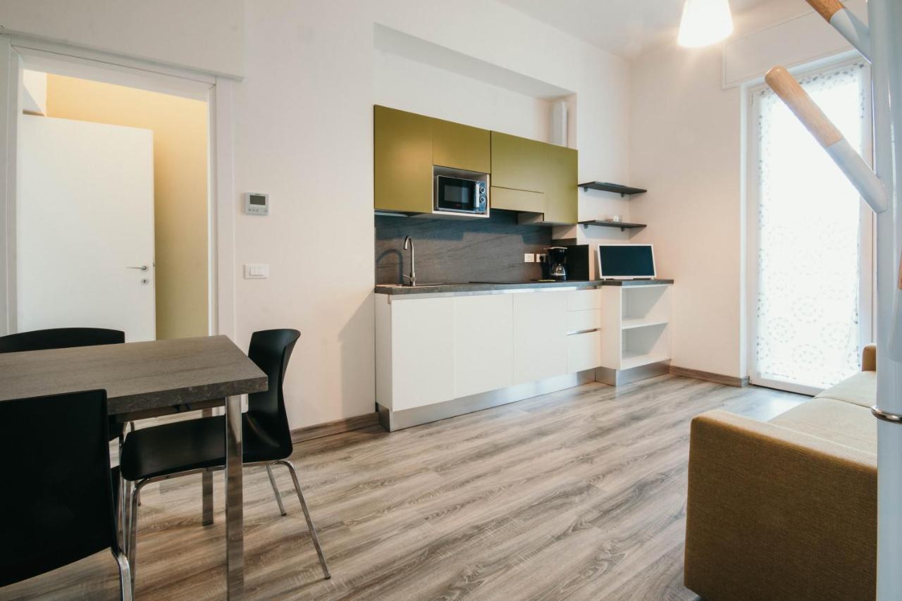 Al 13 - Lakeside Leisure & Business Appartamento Stresa