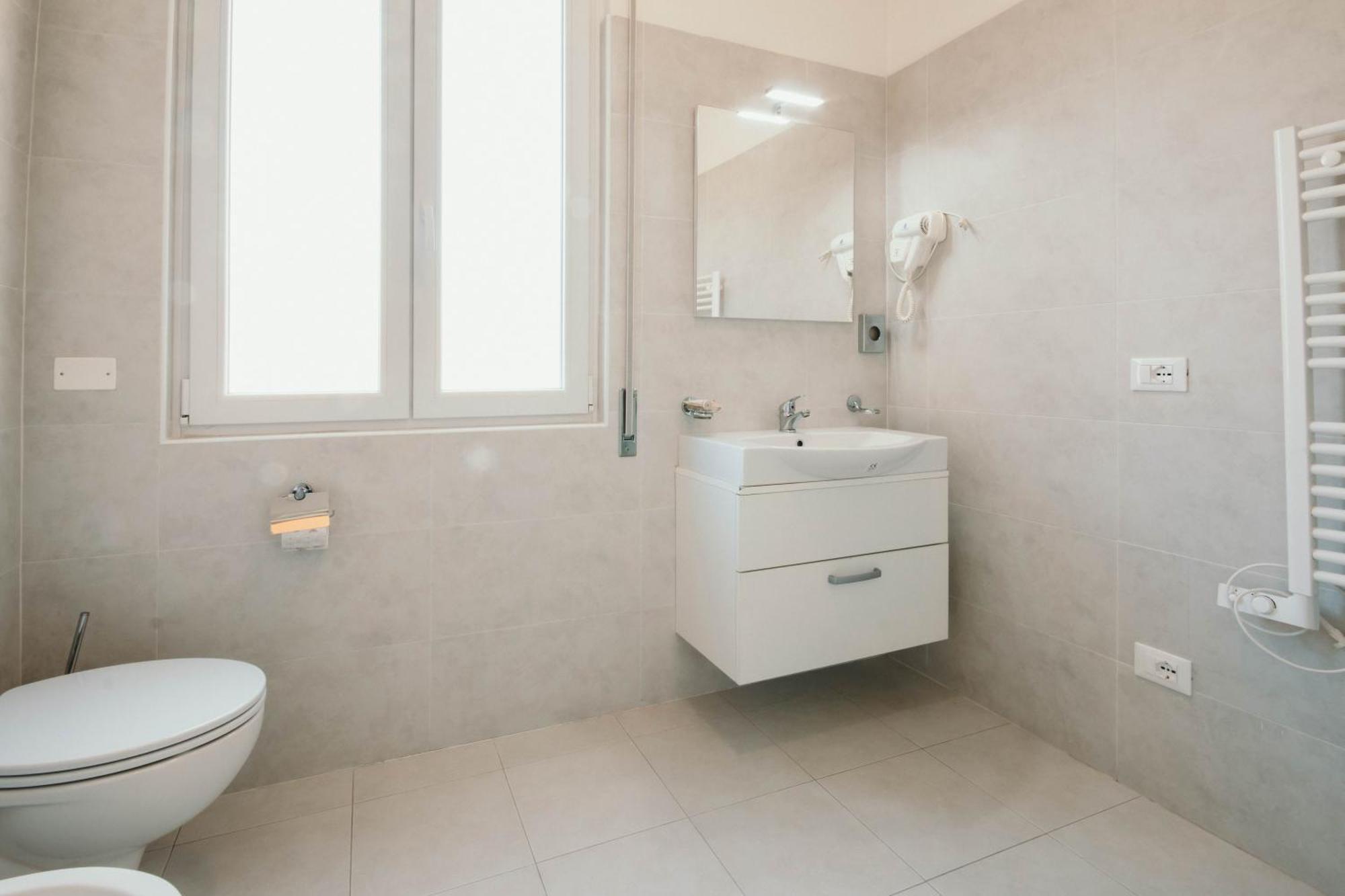 Al 13 - Lakeside Leisure & Business Appartamento *