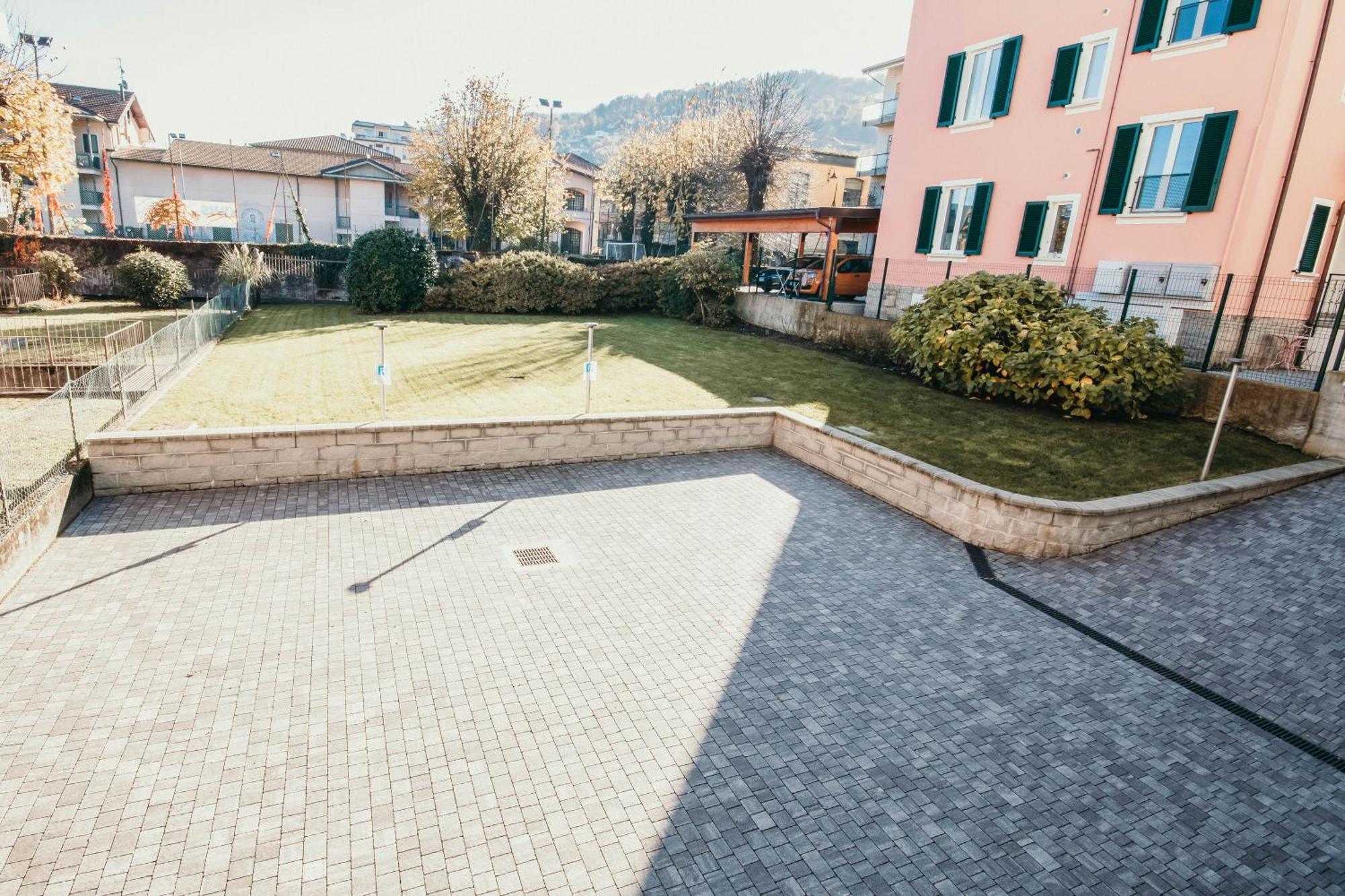 Al 13 - Lakeside Leisure & Business Appartamento *